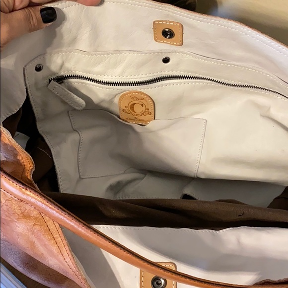 Genuine leather Tan shoulder bag - Picture 5 of 7